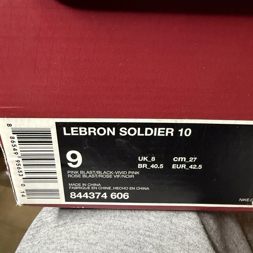 Nike LeBron Zoom Soldier‎ 10 Pink Breast Cancer Kay Yow Sneakers Men's Size 9